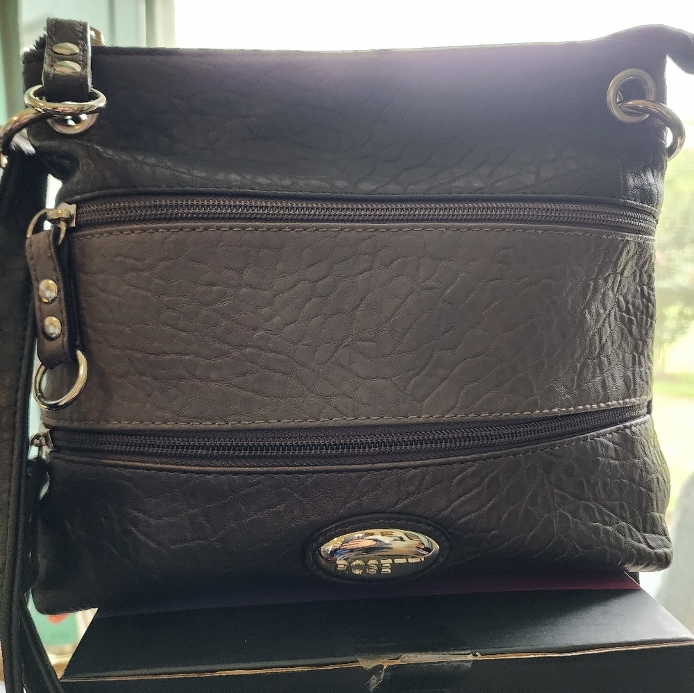 Like new condition Rosetti black/gray‎ crossbody